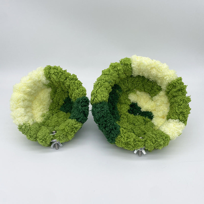 Knitted Plush Bird Nest – Warm - detail_002.jpg
