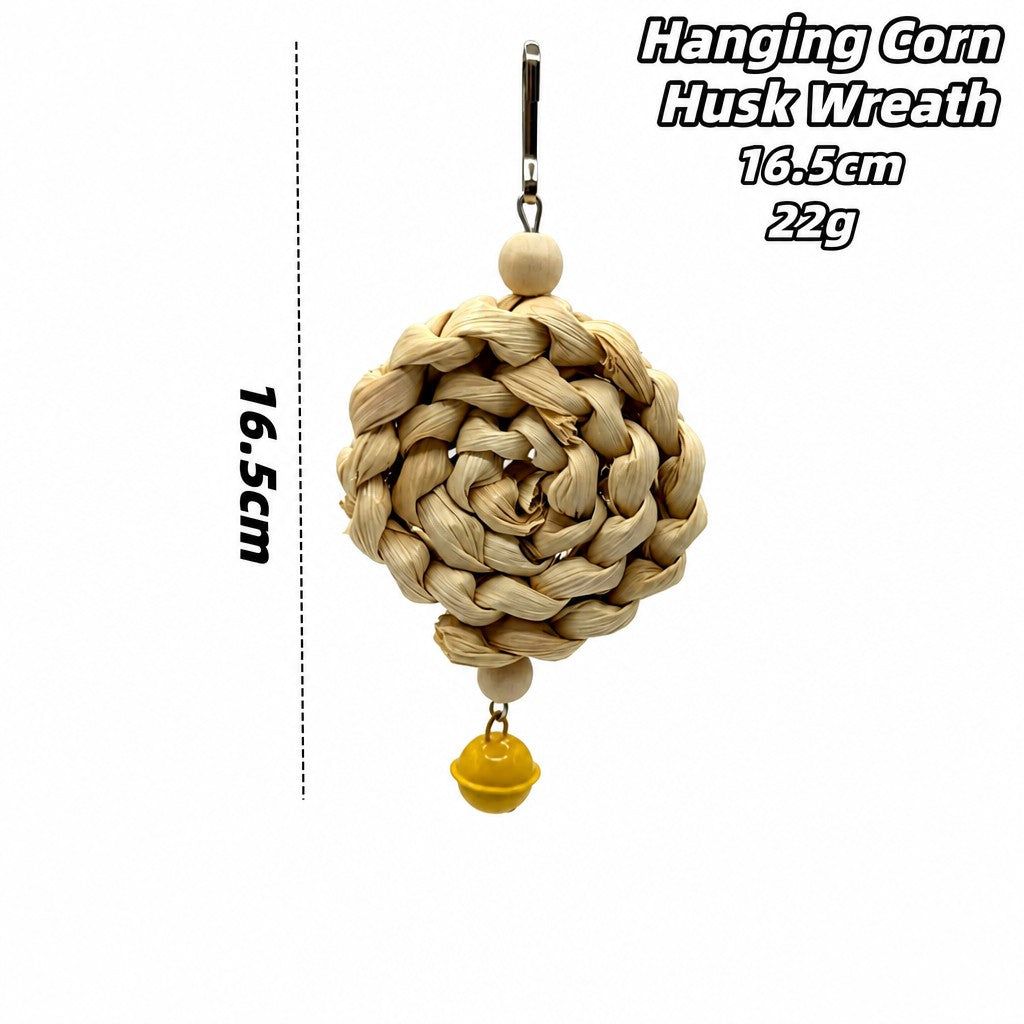 Hand-Woven Corn Husk Wreath St - head_004.png