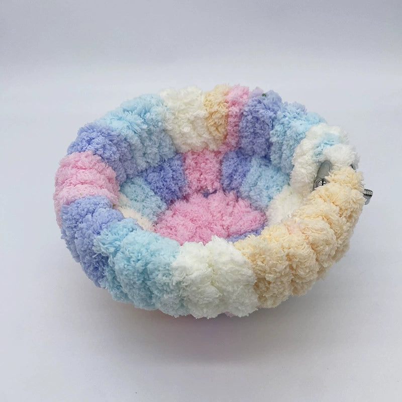 Knitted Plush Bird Nest – Warm - head_012.webp
